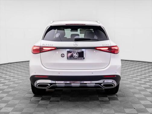 2025 Mercedes-Benz GLC 300 4MATIC