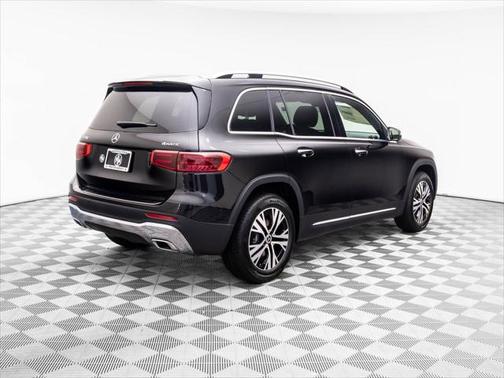 2025 Mercedes-Benz GLB 250 4MATIC