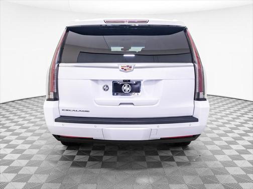 2019 Cadillac Escalade ESV Luxury