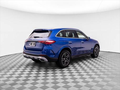 2025 Mercedes-Benz GLC 300 4MATIC