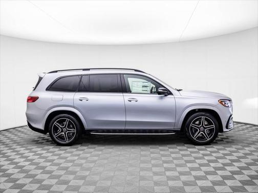 2025 Mercedes-Benz GLS 450 4MATIC