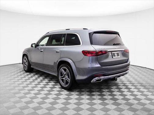2025 Mercedes-Benz GLS 450 4MATIC