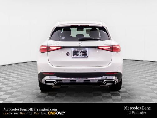 Polar White 2026 Mercedes-Benz GLC 300 4MATIC