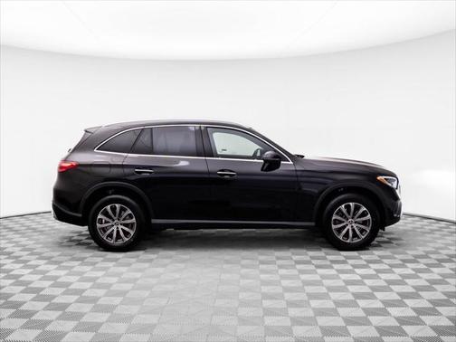 2025 Mercedes-Benz GLC 300 4MATIC