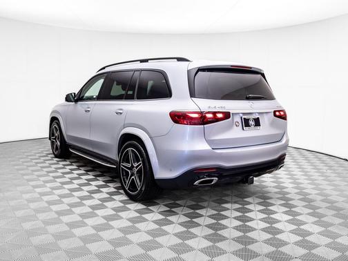 2026 Mercedes-Benz GLS 450 4MATIC
