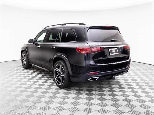 2025 Mercedes-Benz GLS 450 4MATIC