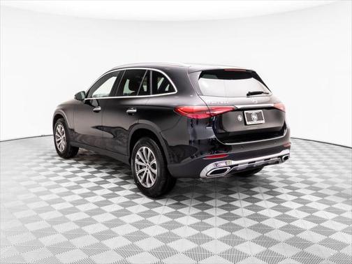 2025 Mercedes-Benz GLC 300 4MATIC