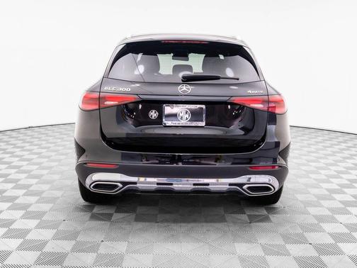 2025 Mercedes-Benz GLC 300 4MATIC