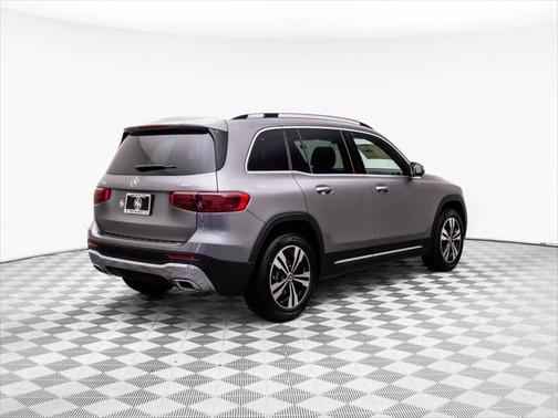 2025 Mercedes-Benz GLB 250 4MATIC