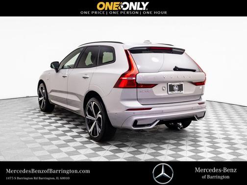2022 Volvo XC60 Recharge Plug-In Hybrid T8 R-Design