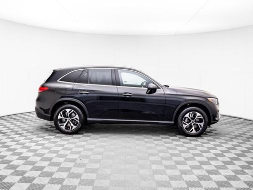2026 Mercedes-Benz GLC 350e Base