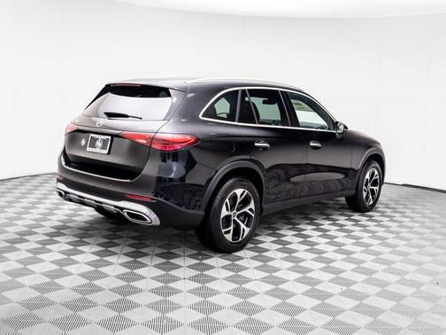 2026 Mercedes-Benz GLC 350e Base