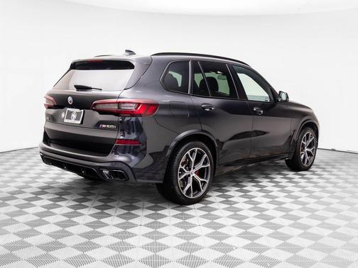 2023 BMW X5 M50i