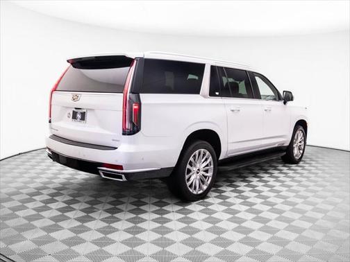 2023 Cadillac Escalade ESV Premium Luxury