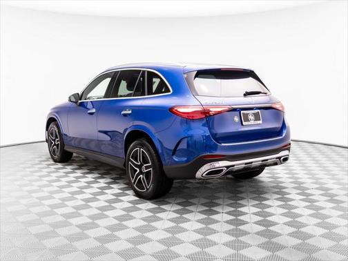 2025 Mercedes-Benz GLC 300 4MATIC