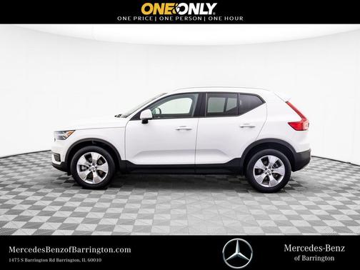 2019 Volvo XC40 T5 Momentum