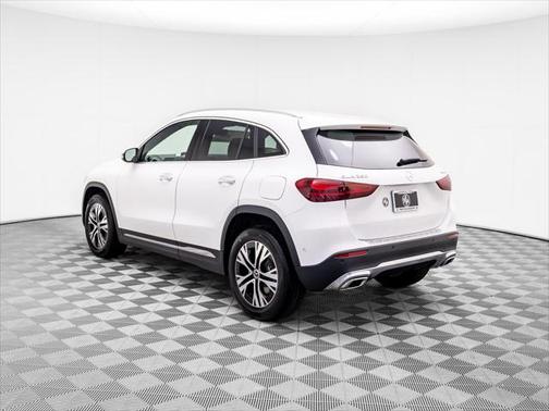 2025 Mercedes-Benz GLA 250 4MATIC