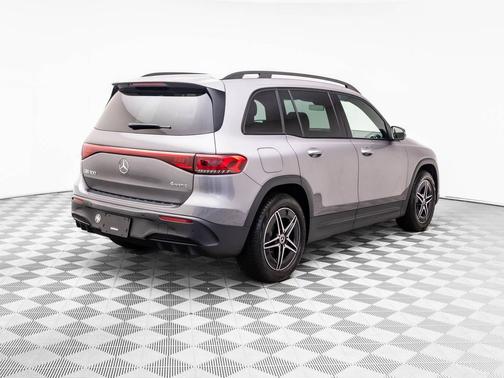 2023 Mercedes-Benz EQB 300 4MATIC