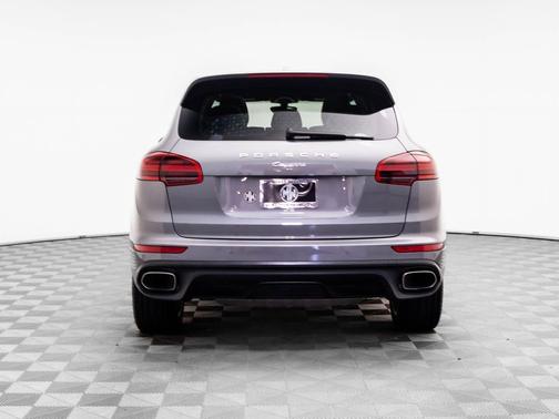 2018 Porsche Cayenne Cayenne