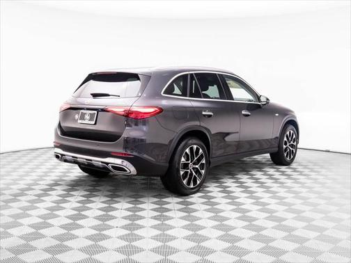 2025 Mercedes-Benz GLC 350e Base
