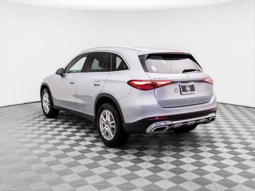 2025 Mercedes-Benz GLC 300 4MATIC