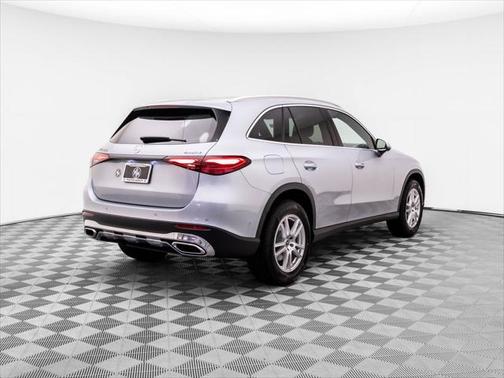 2025 Mercedes-Benz GLC 300 4MATIC