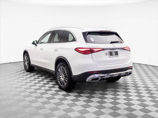 2025 Mercedes-Benz GLC 300 4MATIC