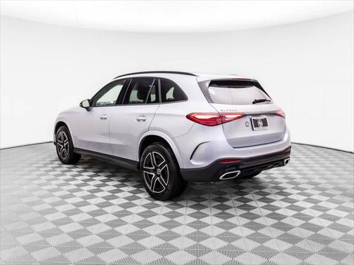 2025 Mercedes-Benz GLC 300 4MATIC