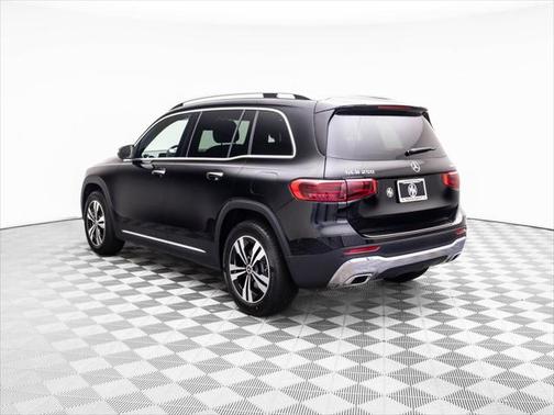 2025 Mercedes-Benz GLB 250 4MATIC