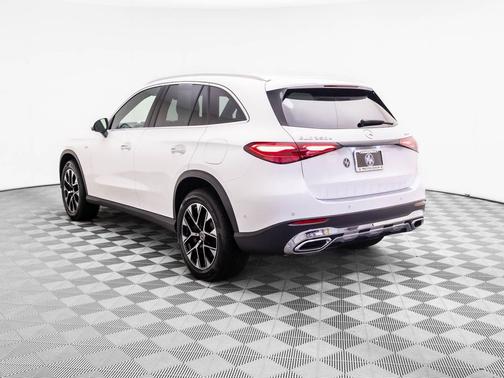 2025 Mercedes-Benz GLC 350e Base
