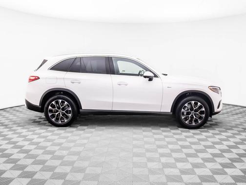 2025 Mercedes-Benz GLC 350e Base