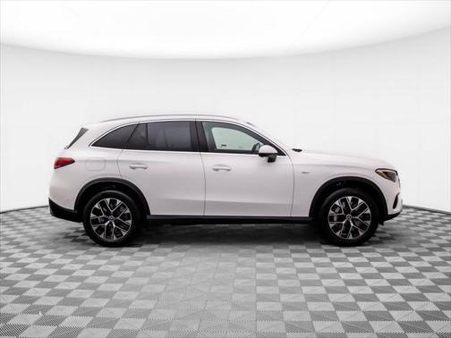 2025 Mercedes-Benz GLC 350e Base