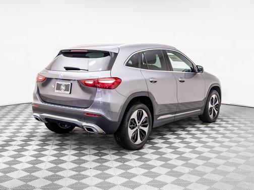 2026 Mercedes-Benz GLA 250 4MATIC