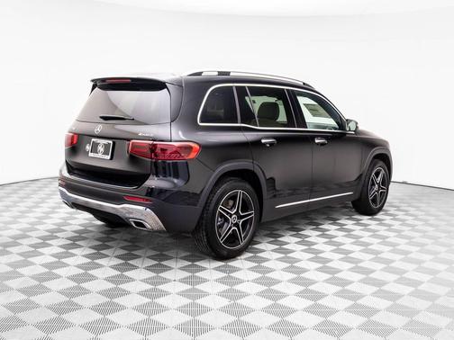 2026 Mercedes-Benz GLB 250 4MATIC