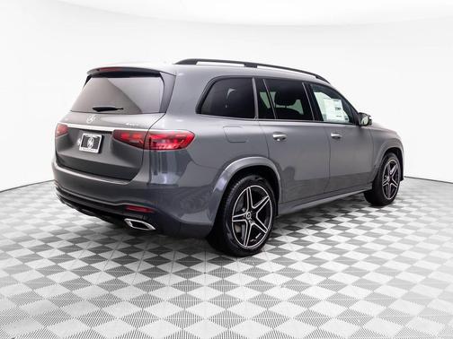 2026 Mercedes-Benz GLS 450 4MATIC
