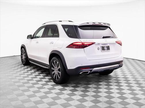 2025 Mercedes-Benz GLE 450e 4MATIC