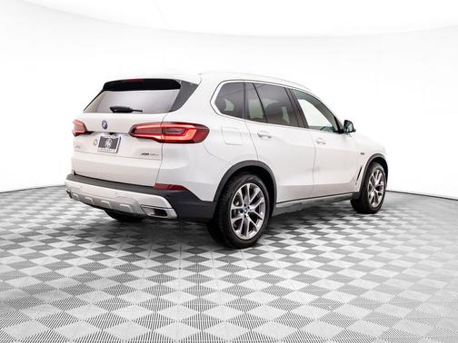 2023 BMW X5 PHEV xDrive45e