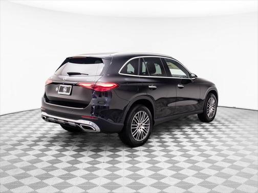 2025 Mercedes-Benz GLC 300 4MATIC