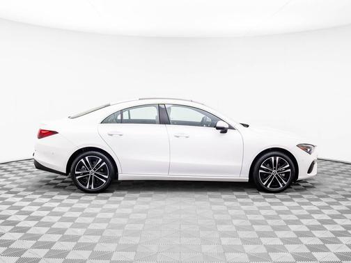 2026 Mercedes-Benz CLA 250 4MATIC
