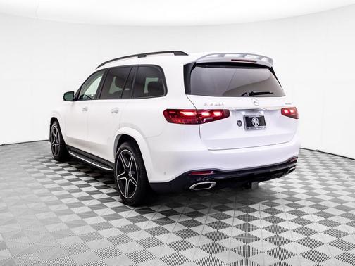 2026 Mercedes-Benz GLS 450 4MATIC