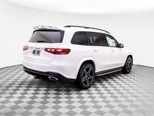 2026 Mercedes-Benz GLS 450 4MATIC