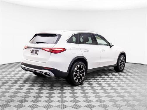 2025 Mercedes-Benz GLC 350e Base