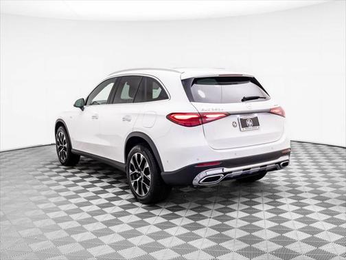 2025 Mercedes-Benz GLC 350e Base