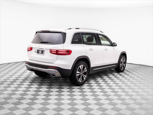 2025 Mercedes-Benz GLB 250 4MATIC