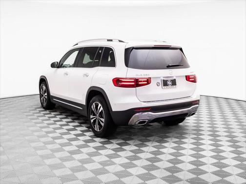 2025 Mercedes-Benz GLB 250 4MATIC