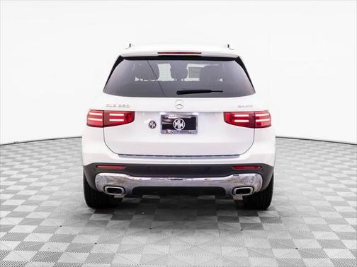 2025 Mercedes-Benz GLB 250 4MATIC