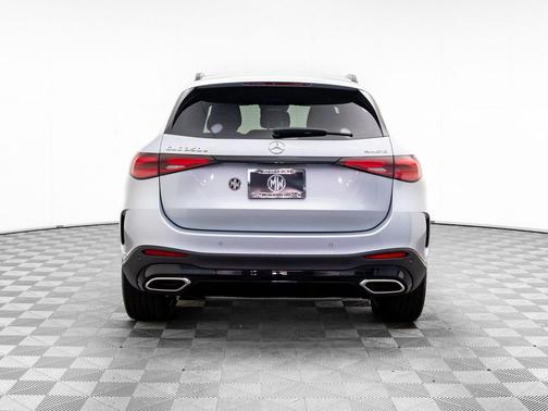 2025 Mercedes-Benz GLC 350e Base