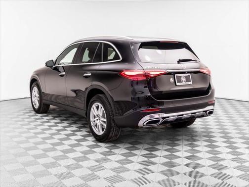 2025 Mercedes-Benz GLC 300 4MATIC