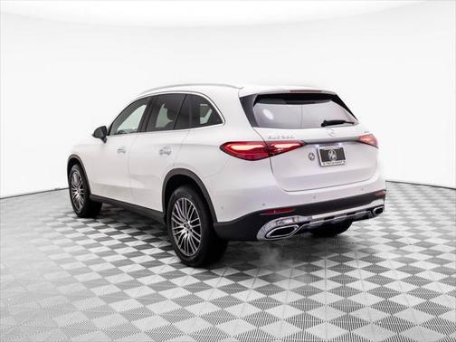 2025 Mercedes-Benz GLC 300 4MATIC