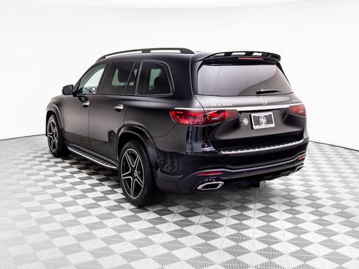 2026 Mercedes-Benz GLS 450 4MATIC